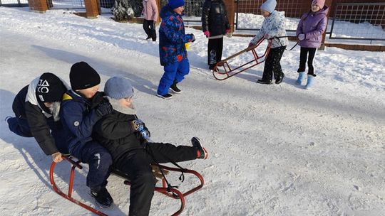 Kopnica: Zabawa na śniegu w ramach zajęć WF-u
