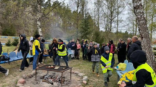 Lejkowo: Duże Kroki dla Małych Drzewek