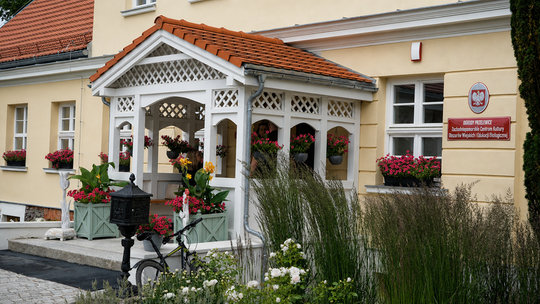 Ogrody Przelewice zmieniają się nie do poznania.   Inwestycja za ponad 20 mln zł nabiera tempa.