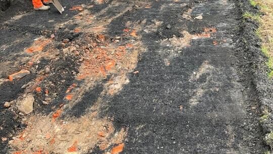 Przebudowa drogi w Radosławiu Przebudowa drogi w Radosławiu