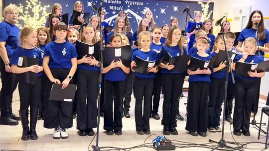 Sławno: Babciu, Dziadku przyjdź na koncert chóru szkolnego