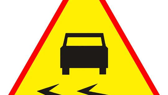 Sławno: Dzięki szybkiej reakcji kierowców uniknięto kolizji