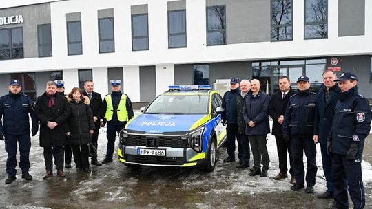 Sławno: Uroczyste przekazanie nowego radiowozu Kia Sportage dla policji Sławno: Uroczyste przekazanie nowego radiowozu Kia Sportage dla policji