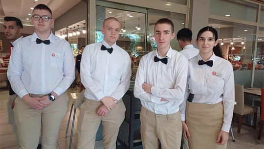 Uczniowie ZSA w Sławnie na praktykach zawodowych w tureckiej Antalyi