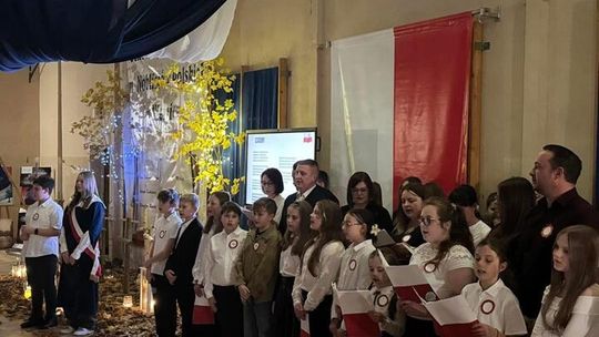 Wieczór Poezji Patriotycznej Wieczór Poezji Patriotycznej