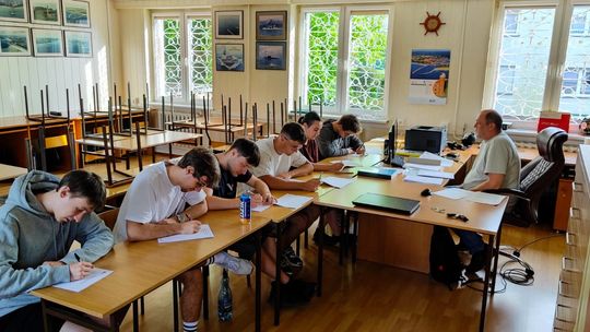 Wszyscy zdali kurs CNC. Ostatnie certyfikaty rozdane w projekcie dla powiatu sławieńskiego