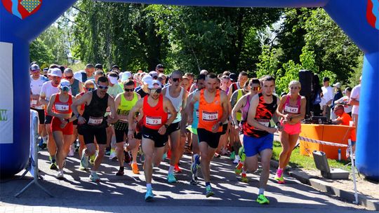 XXVIII Bieg Święców w Sławnie: 138 biegaczy zmierzyło się z upałem na 10 km. Sprawdź wyniki XXVIII Bieg Święców w Sławnie: 138 biegaczy zmierzyło się z upałem na 10 km. Sprawdź wyniki