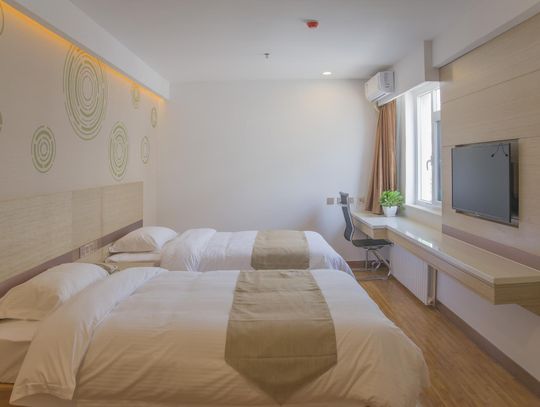 Apartament czy pokoje nad morzem – co lepiej sprawdzi się dla rodziny?