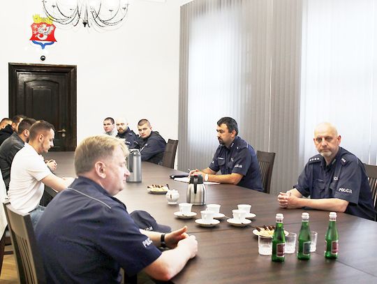 Darłowo: 8 dodatkowych policjantów w mieście i gminie