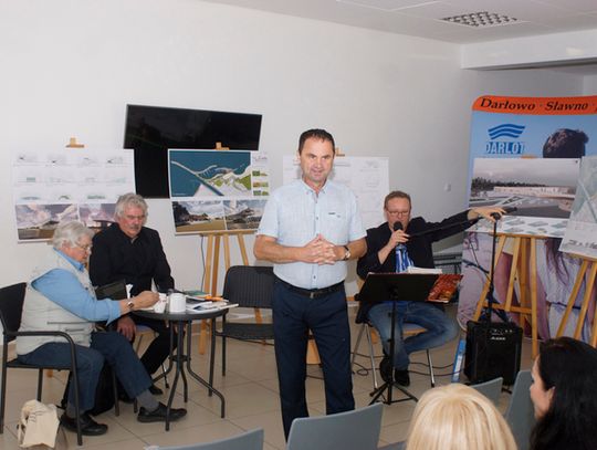 Darłowo: Bogusław Janiczak promował „Głosy Wiatru 2”