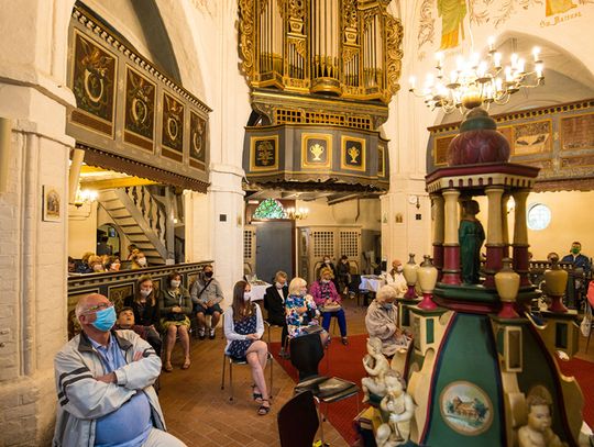 Darłowo: Niezwykły klimat, wyjątkowe wnętrze, a do tego jeszcze lepsza muzyka