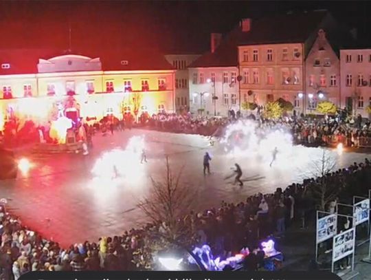 Darłowo: Tłumy na FIRE SHOW #GAMEOVER POKAZ OGNIA - film