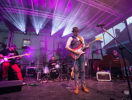 Darłowo: Zagrał Bartek Grzanek Band