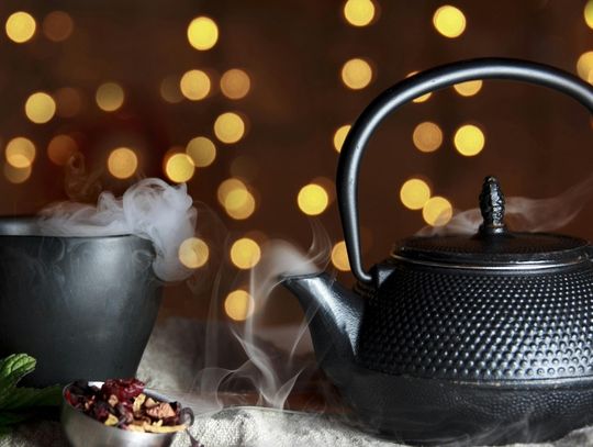 Domowy kącik herbaciany bez przesady. Jakie akcesoria naprawdę warto mieć?