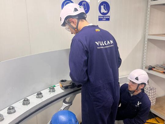 Uczniowie z ZSM z Darłowa szkolili się w zakresie Obsługi Turbin Wiatrowych.