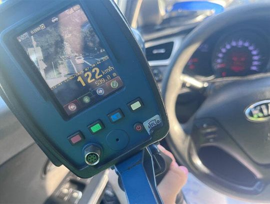 Jechał 122 km/h przy ograniczeniu do 70- ciu