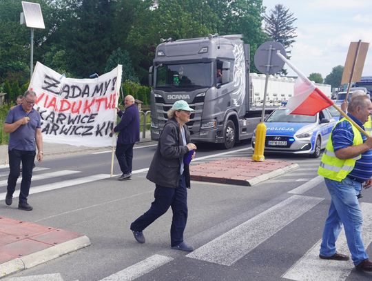 Karwice: spontaniczny protest na krajowej szóstce