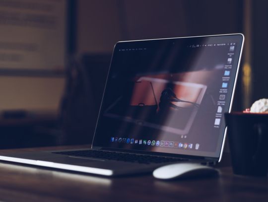 Laptop jako narzędzie do pracy