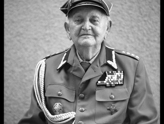Na wieczną wartę w wieku 94 lat odszedł kpt. January Wysocki