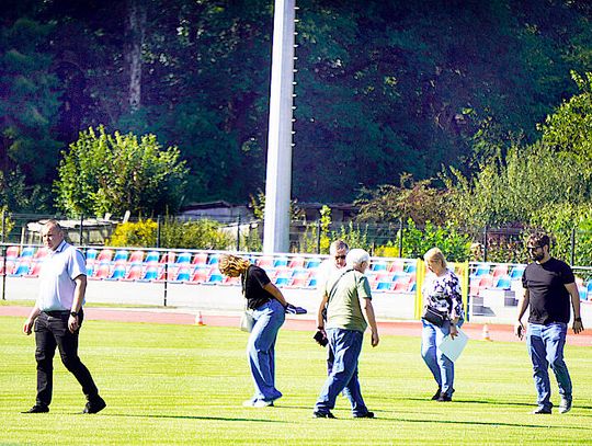 Odbiorą czy nie odbiorą? Decydują się losy boiska na Stadionie Miejskim.