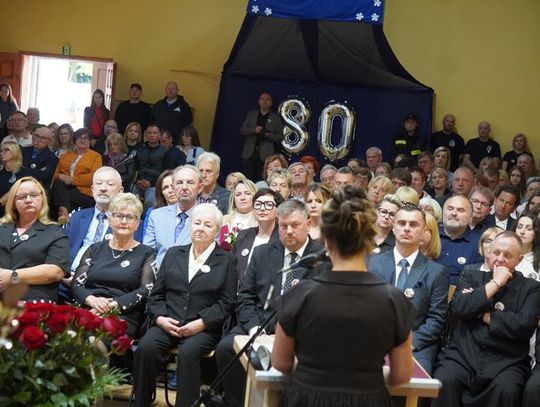 Ostrowiec  80 lat podstawówki