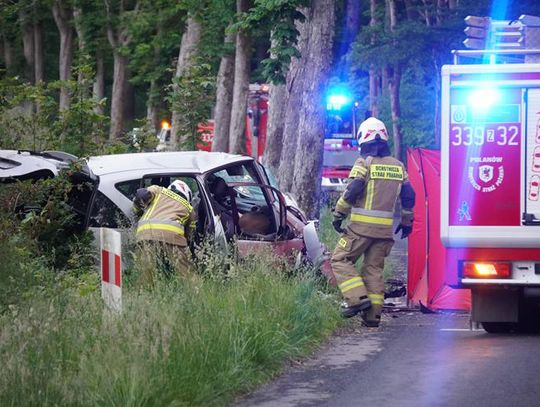 Ostrowiec-Krąg: Śmiertelna czołówka na wojewódzkiej drodze