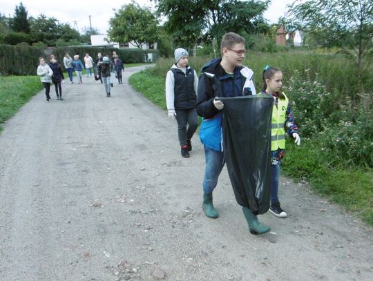 Ostrowiec: Posprzątali kawałek świata...