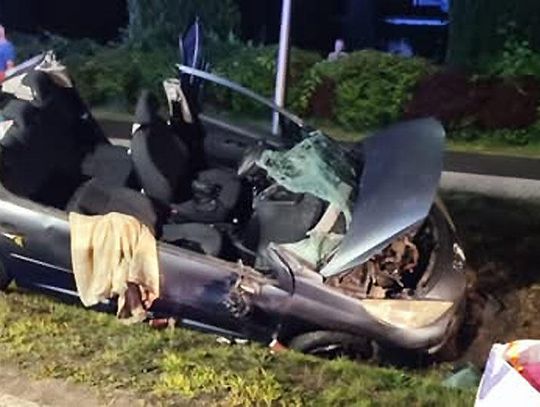 Darłowo: Pasażerka ranna w wypadku. Kierowca Peugeota miał wynik pozytywny na marihuanę