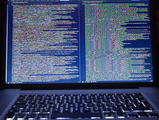 Posiadasz firmową stronę internetową? Możesz zrobić z niej pełnoprawne narzędzie sprzedażowe