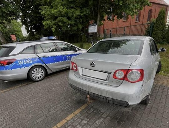 Rusinowo: Zjechał na parking i zasnął za kierownicą. Miał ponad 2 promile alkoholu!