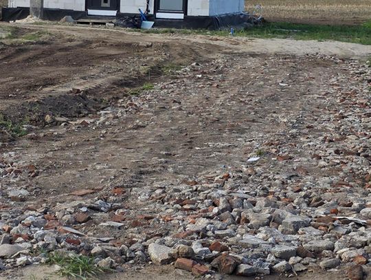 Sławno: Chociaż trochę gruzu na pożegnanie...