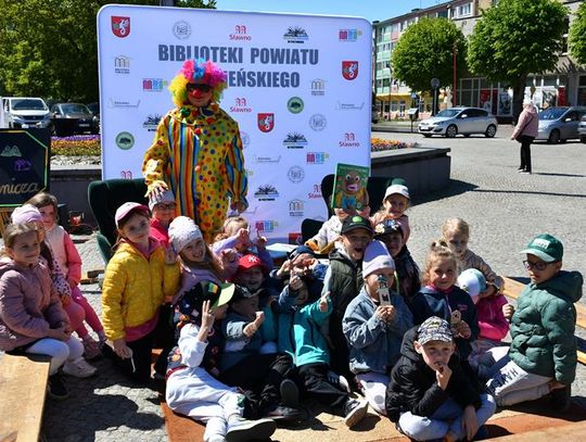 Sławno: Happening na początek Tygodnia Bibliotek