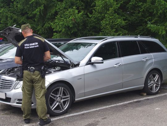 Sławno: Jechał kradzionym mercedesem, został aresztowany