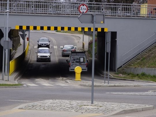 Sławno: Już można jeździć pod wiaduktem