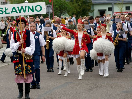 Sławno  Orkiestrowy popis na placu Wyszyńskiego