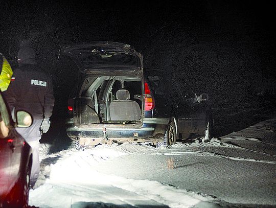 Sławno: Potrącił dzieci na pasach. Uciekał. Dopadli go w polach...