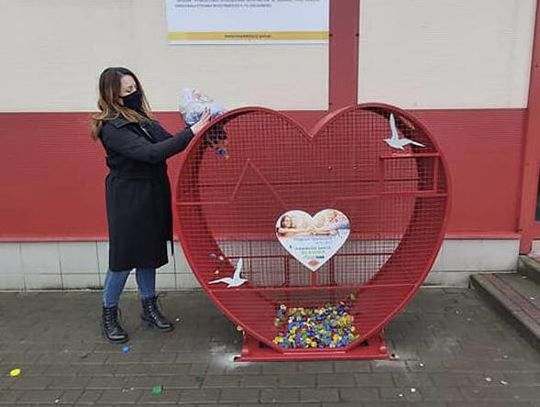 Sławno: Serca na nakrętki zdemontowane