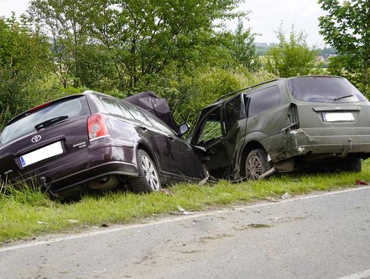 Sławno  Uciekał przed policją i spowodował wypadek