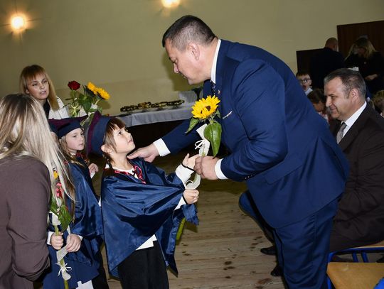 Ślubowanie pierwszaków Szkoły Podstawowej w Bobrowicach