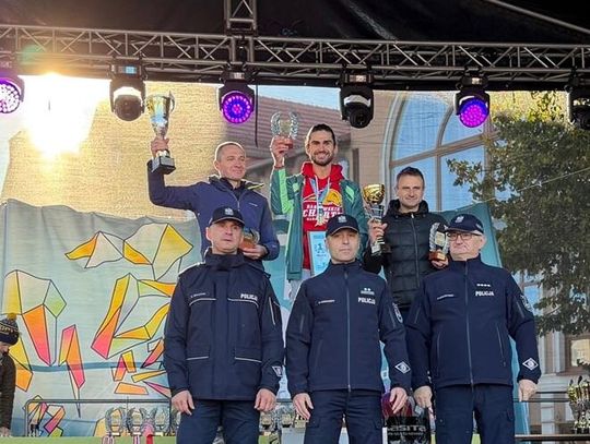 Triumf sierż. szt. Adriana Kępki na maratonie