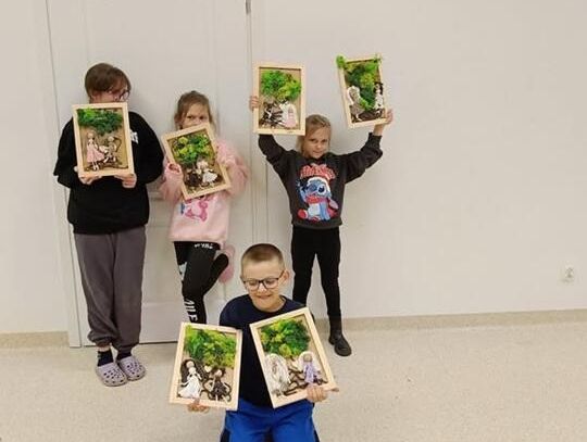 Tworząc makramowe eco-drzewka Tworząc makramowe eco-drzewka