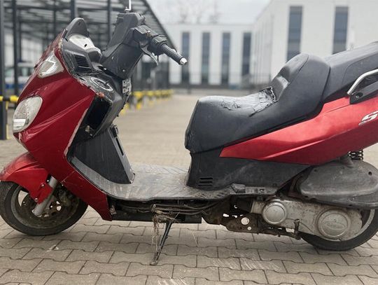 Warszkówko: Pijany 32 - latek bez uprawnień wiózł niezarejestrowanym motorowerem nietrzeźwego kolegę