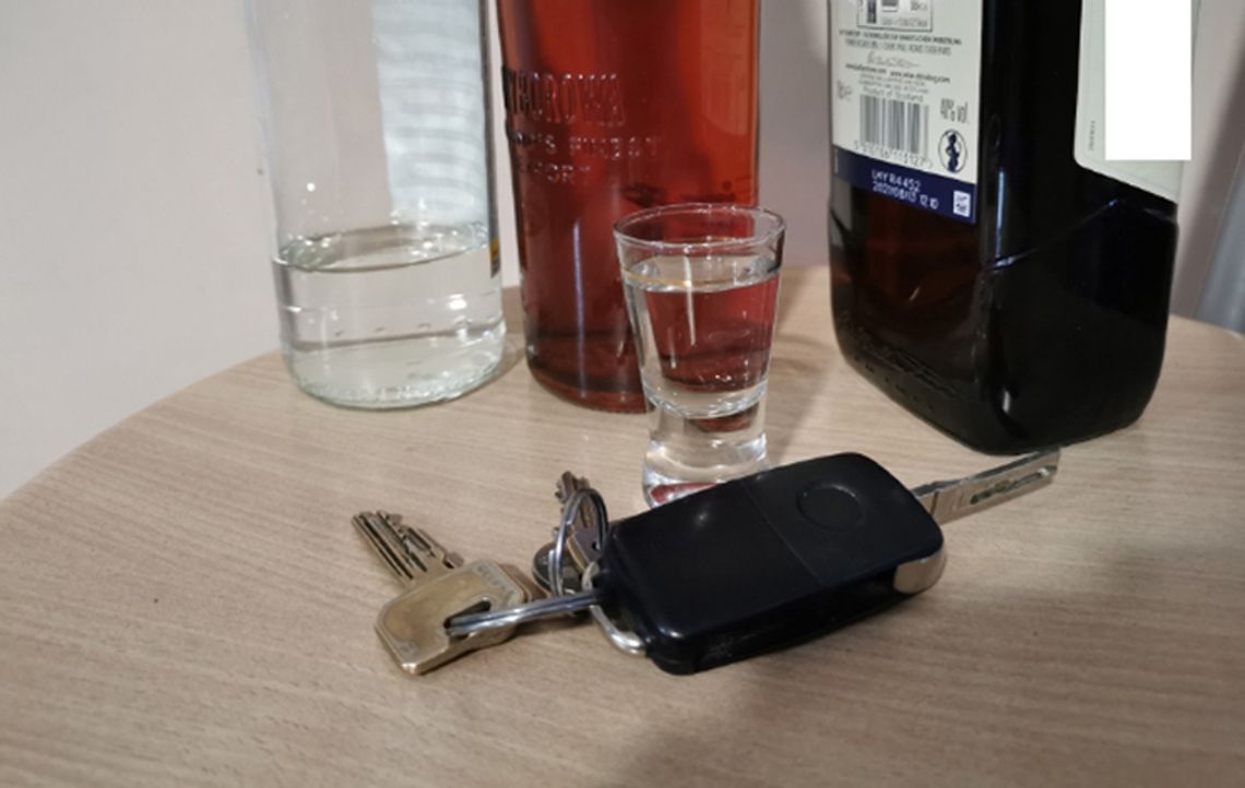 54 - latek, jechał po amfie i alkoholu