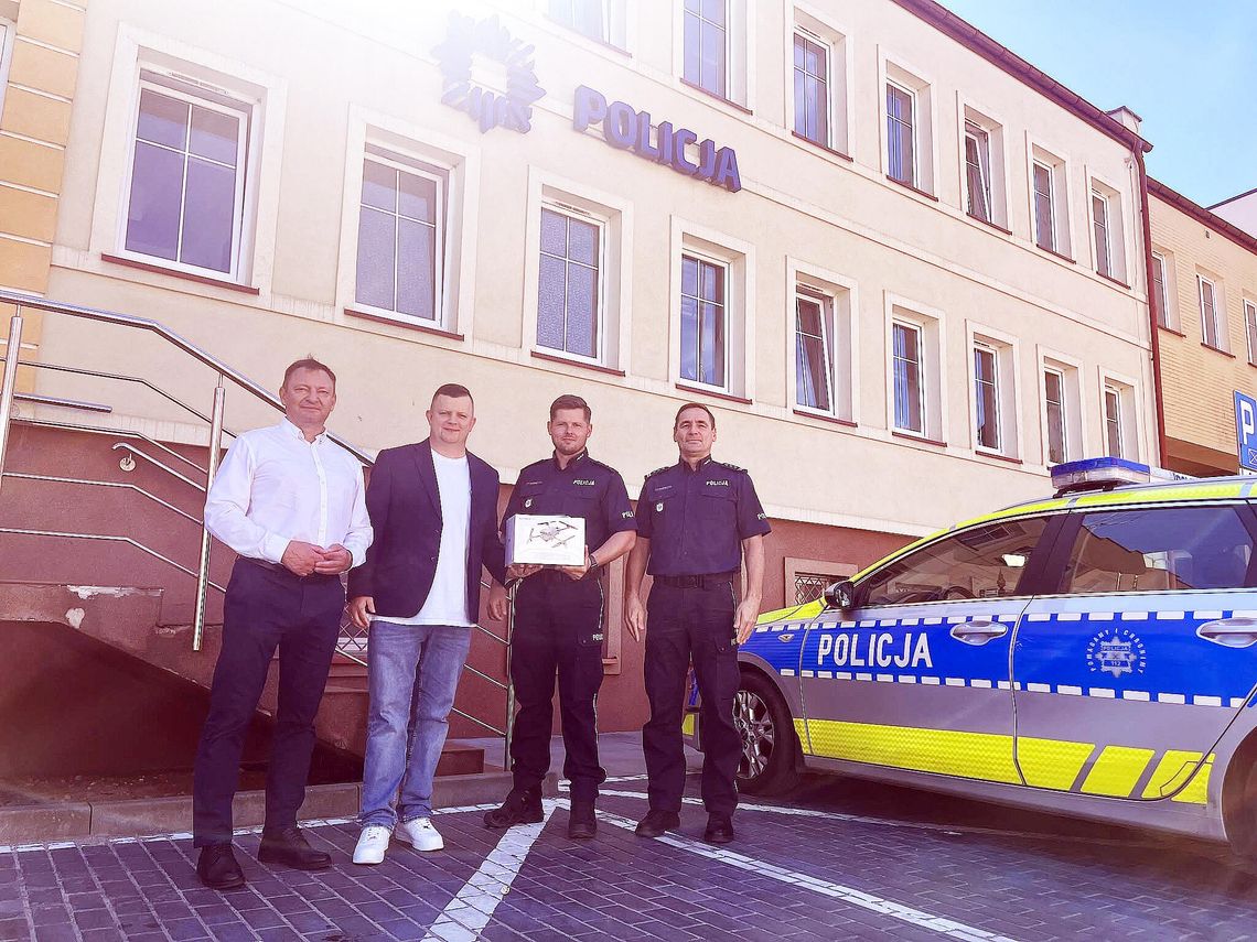 Darłowo: Dron będzie pomagał policjantom Darłowo: Dron będzie pomagał policjantom