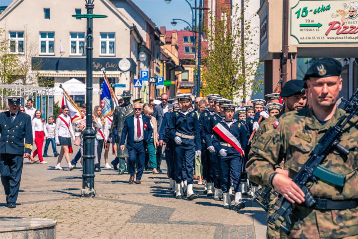 Darłowo uczciło 235. rocznicę Konstytucji 3 Maja.