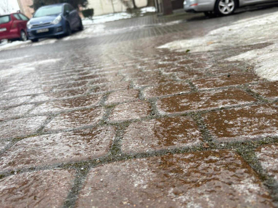 Gołoledź - odłóż wyjścia z domu i wizyty, kierowcy — zmniejszcie prędkość i zachowajcie odstęp!