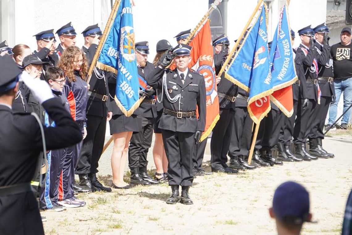 Gwiazdowo OSP dostało nowy sztandar