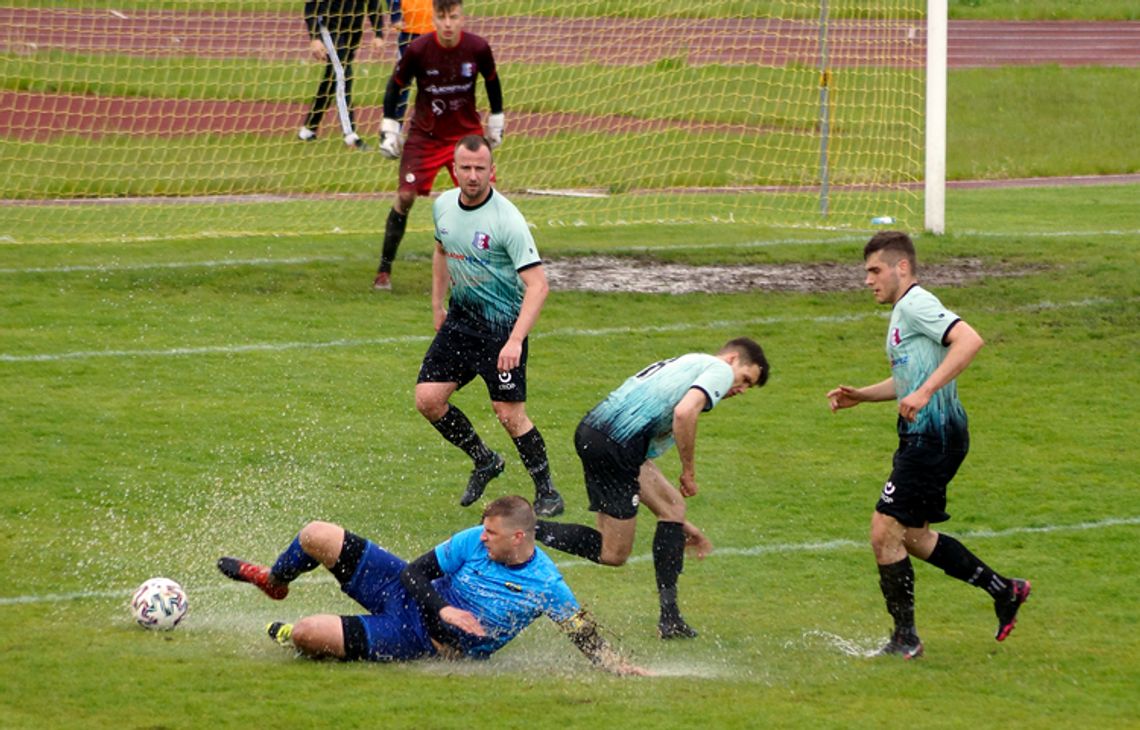 IV liga. Derby powiatu nierozstrzygnięte. Wieża Postomino – Darłovia Darłowo 2:2