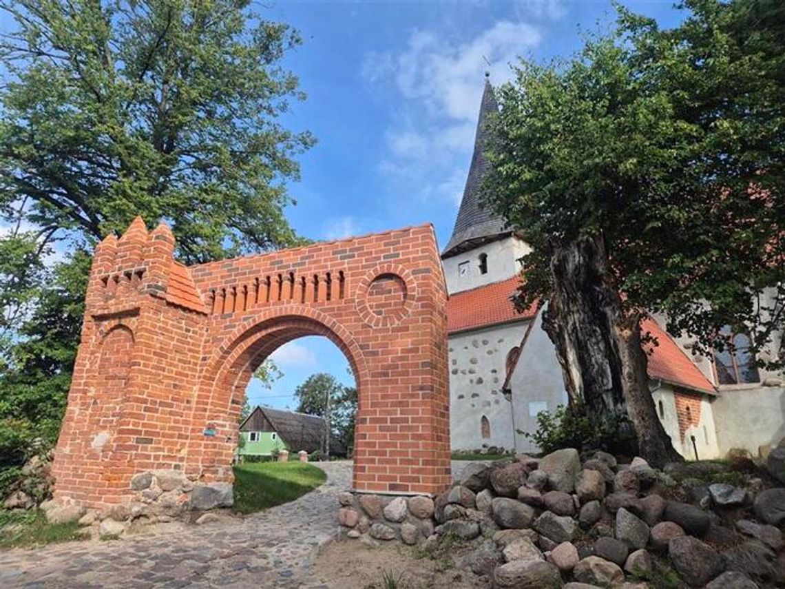 Kościół w Łącku odzyskał swój blask