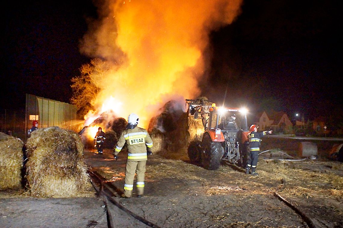 Kwasowo: bardzo groźny pożar w gospodarstwie rolnym